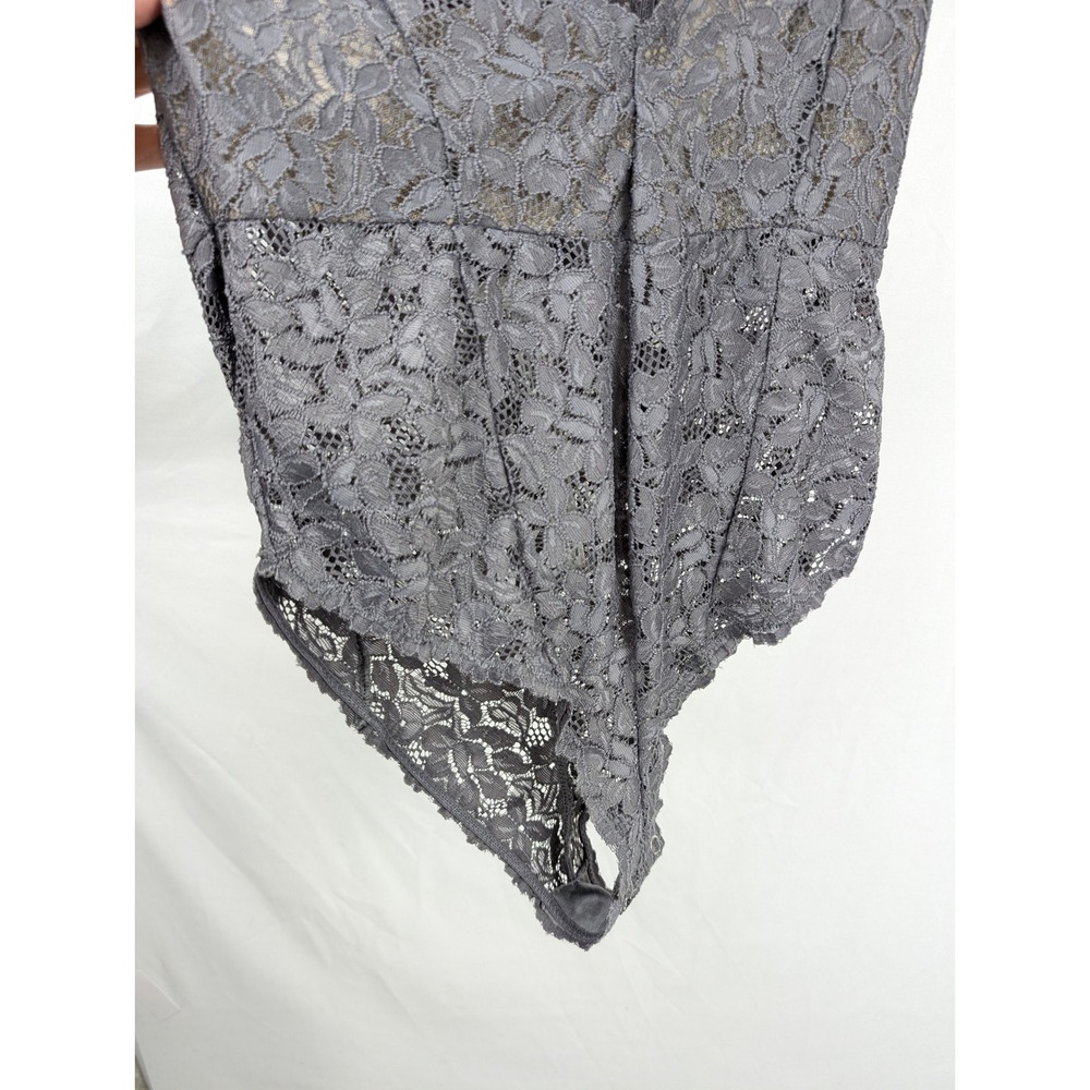 Free People Intimately Floral Fairy Lace Racerback Bodysuit Size XS Gray V Neck - Picture 4 of 10